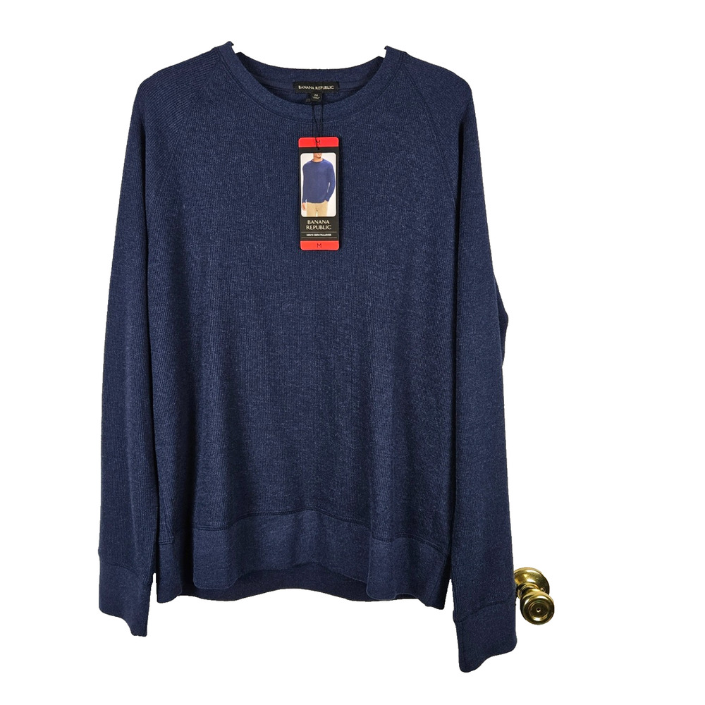 Banana Republic NWT Crew Pullover Mens Size M Blue Knit Shirt Long Sleeve Preppy